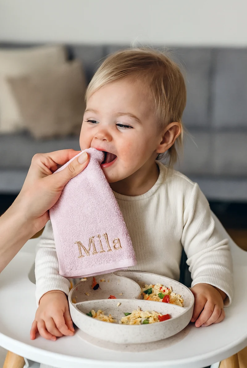 Spuugdoek Mister Needle kindercadeau met naam gepersonaliseerd baby en kind